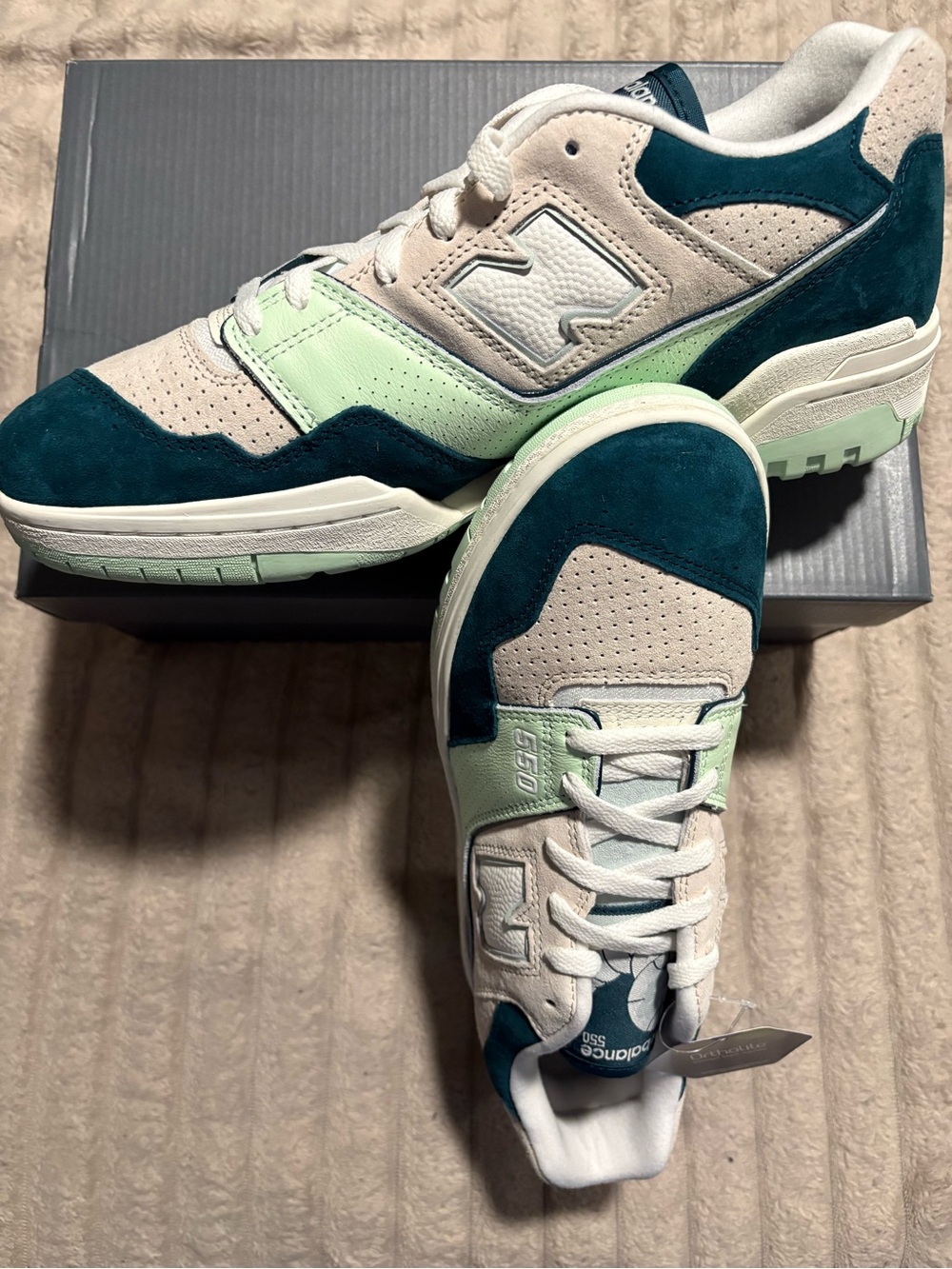 New Balance Men’s 550 Suede & Leather Sneakers in Teal, Mint, and BNWT AT-9/76